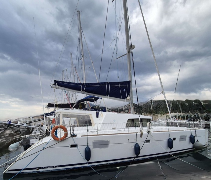 lagoon 500