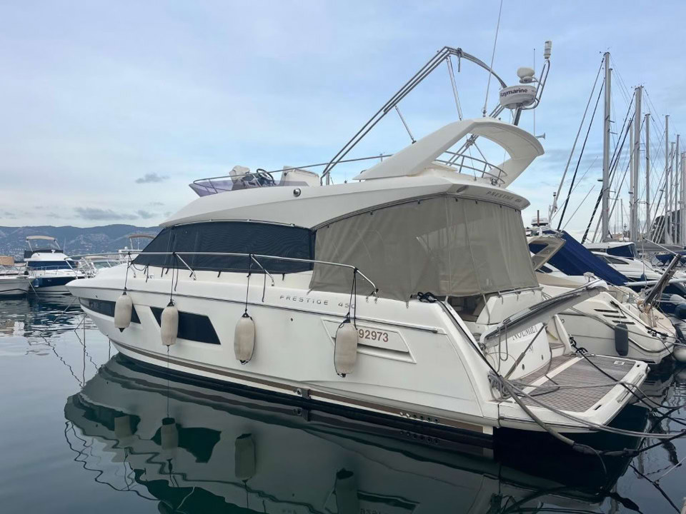 prestige prestige 450 fly