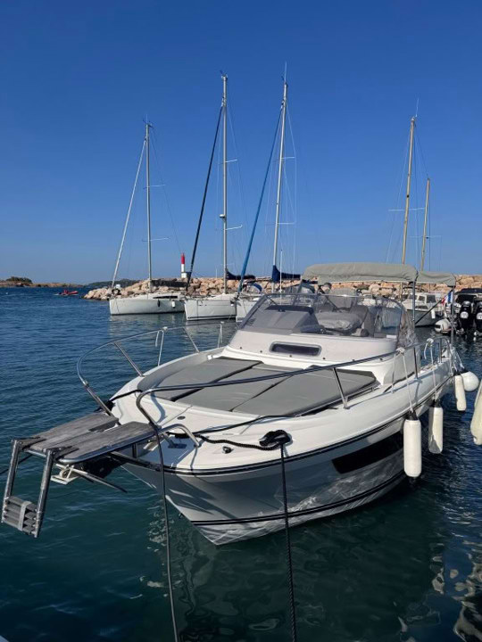 jeanneau cap camarat 9.0 wa