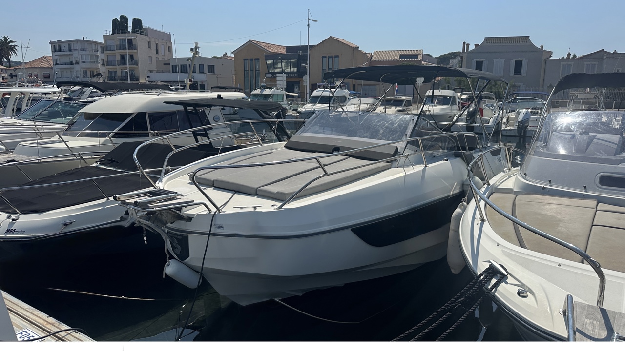 Beneteau Flyer 8.8 Sundeck