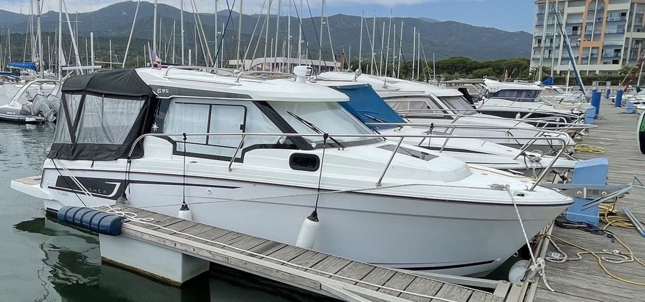 jeanneau merry fisher 695 s2