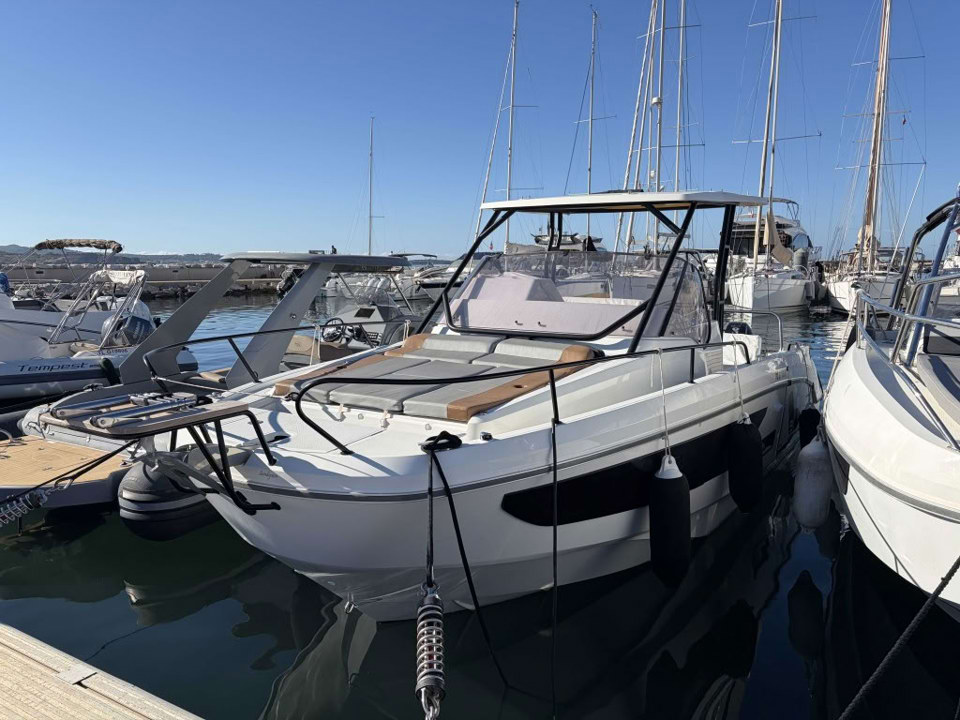beneteau flyer 9 sundeck