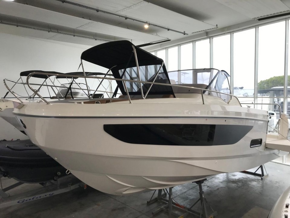 beneteau