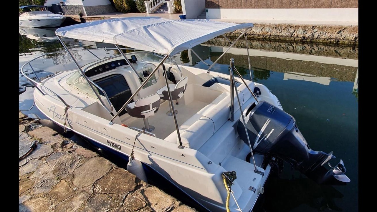 KELT SA AZURA 570 Cabine