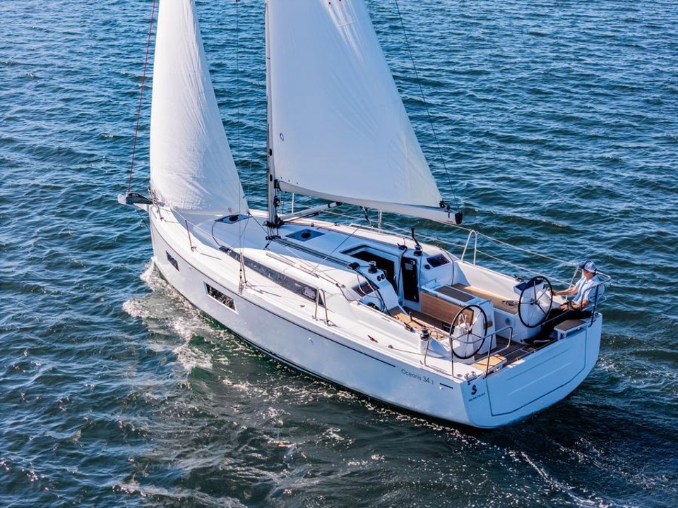beneteau