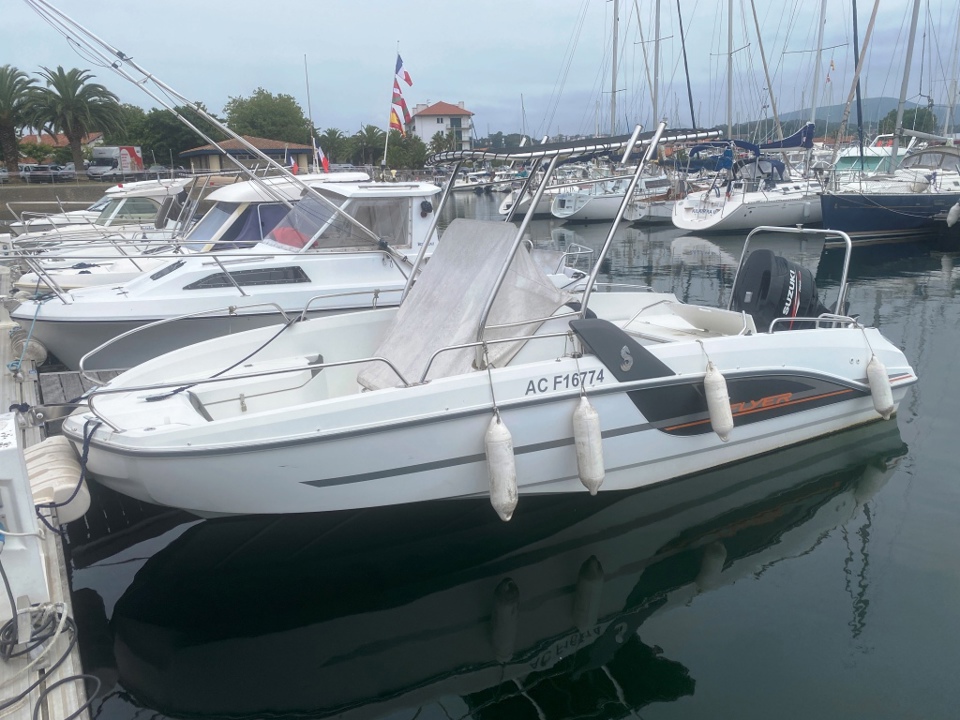 beneteau