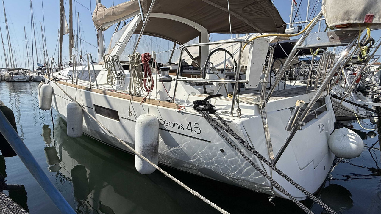 beneteau