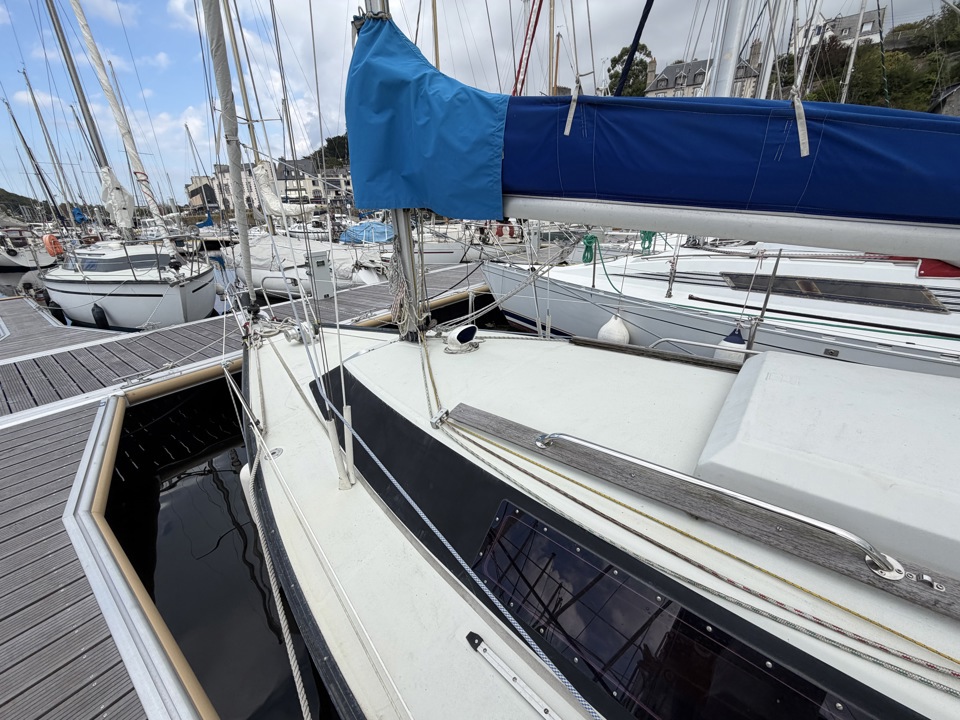DUFOUR 1800