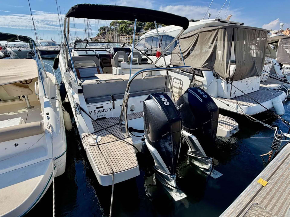 BENETEAU