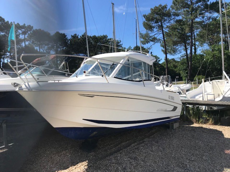 beneteau