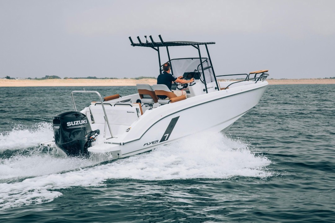 BENETEAU FLYER 7 SPACEDECK