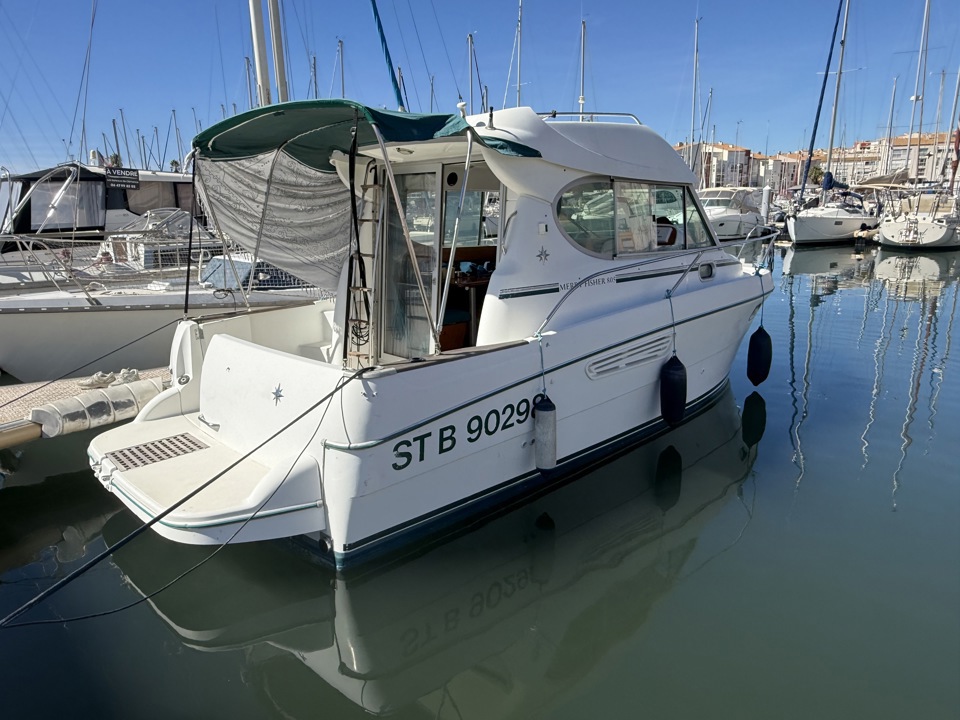 JEANNEAU MERRY FISHER 805