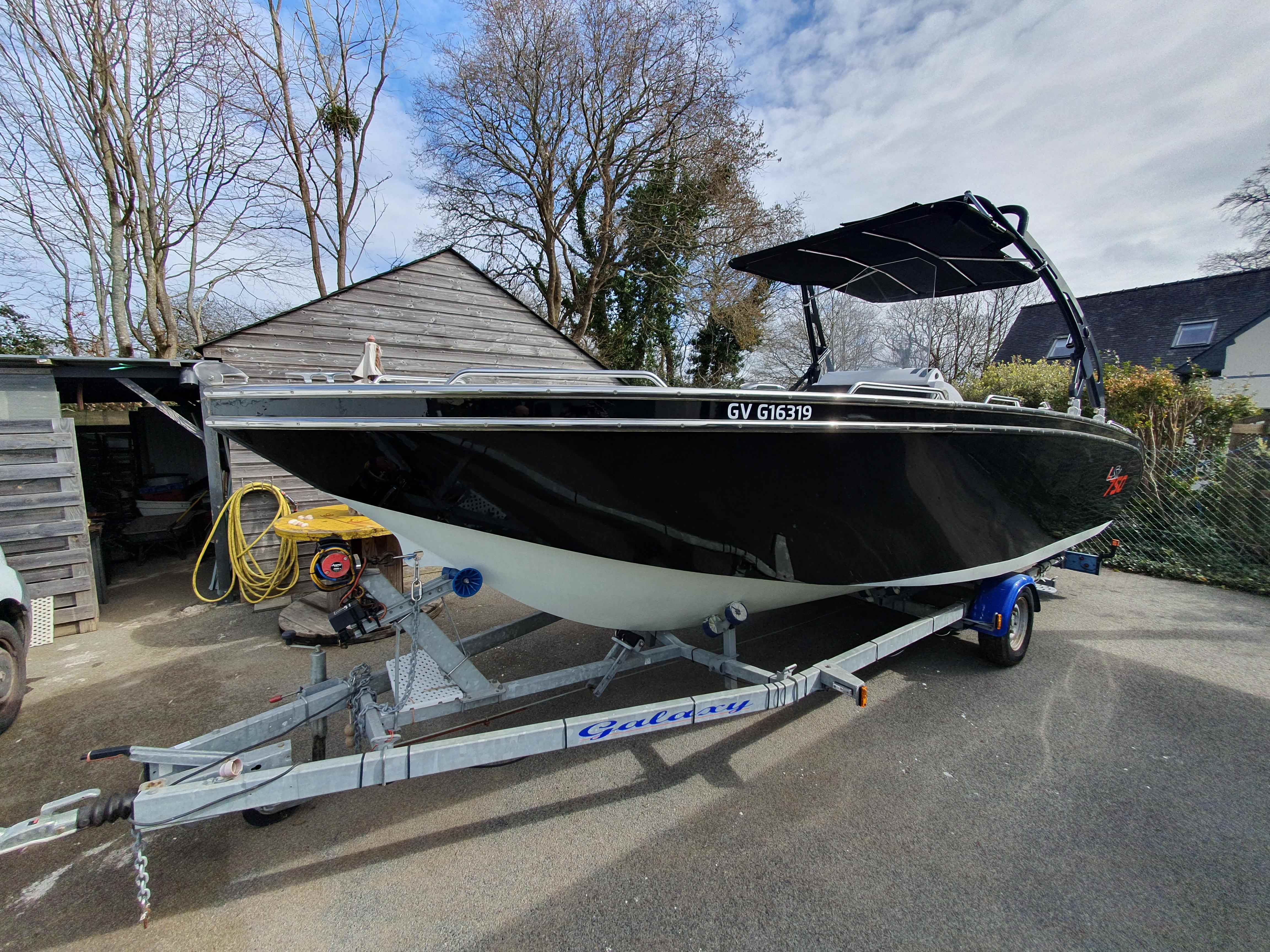 LUXURY SEA OPEN LSx 750