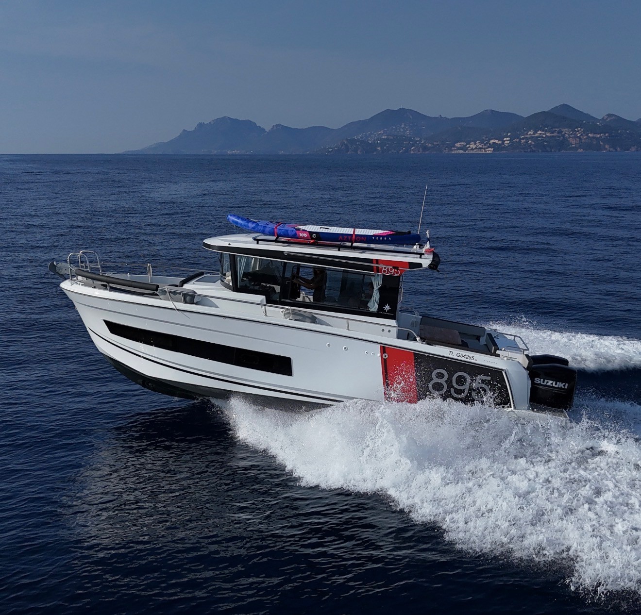 JEANNEAU MERRY FISHER 895 SPORT