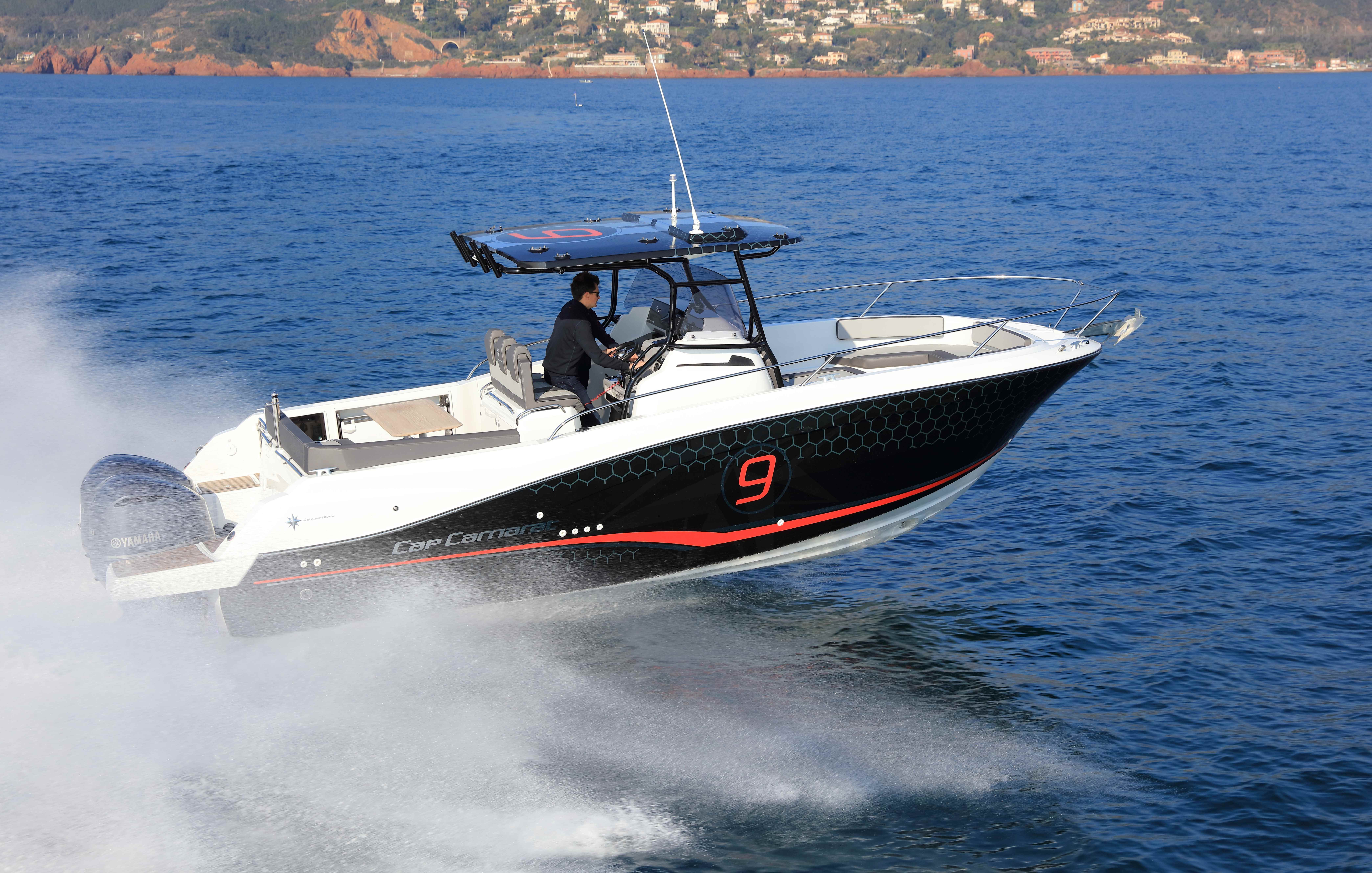 JEANNEAU CAP CAMARAT 9.0 CC