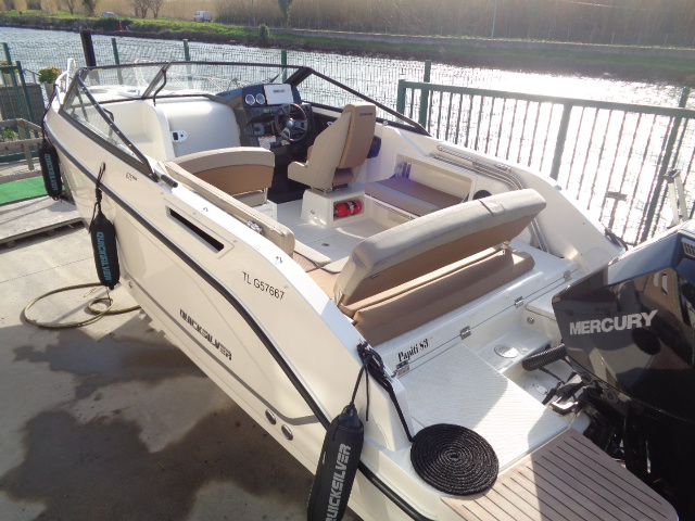 QUICKSILVER Activ 675 Cruiser
