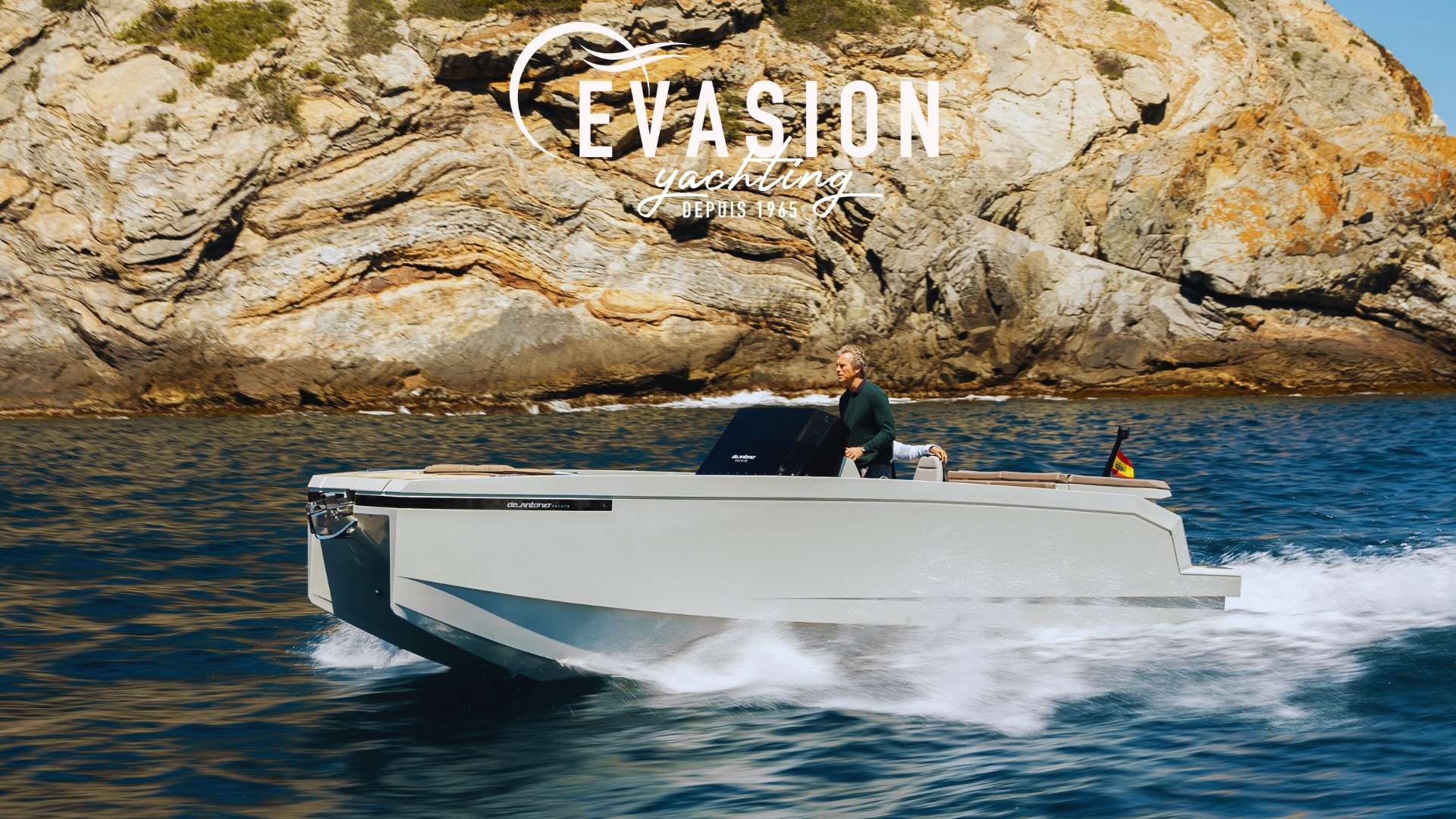 DE ANTONIO YACHTS E23
