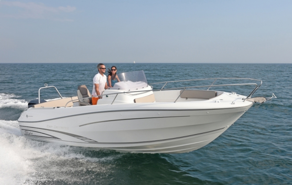 JEANNEAU CAP CAMARAT 7.5 CC SERIE 2