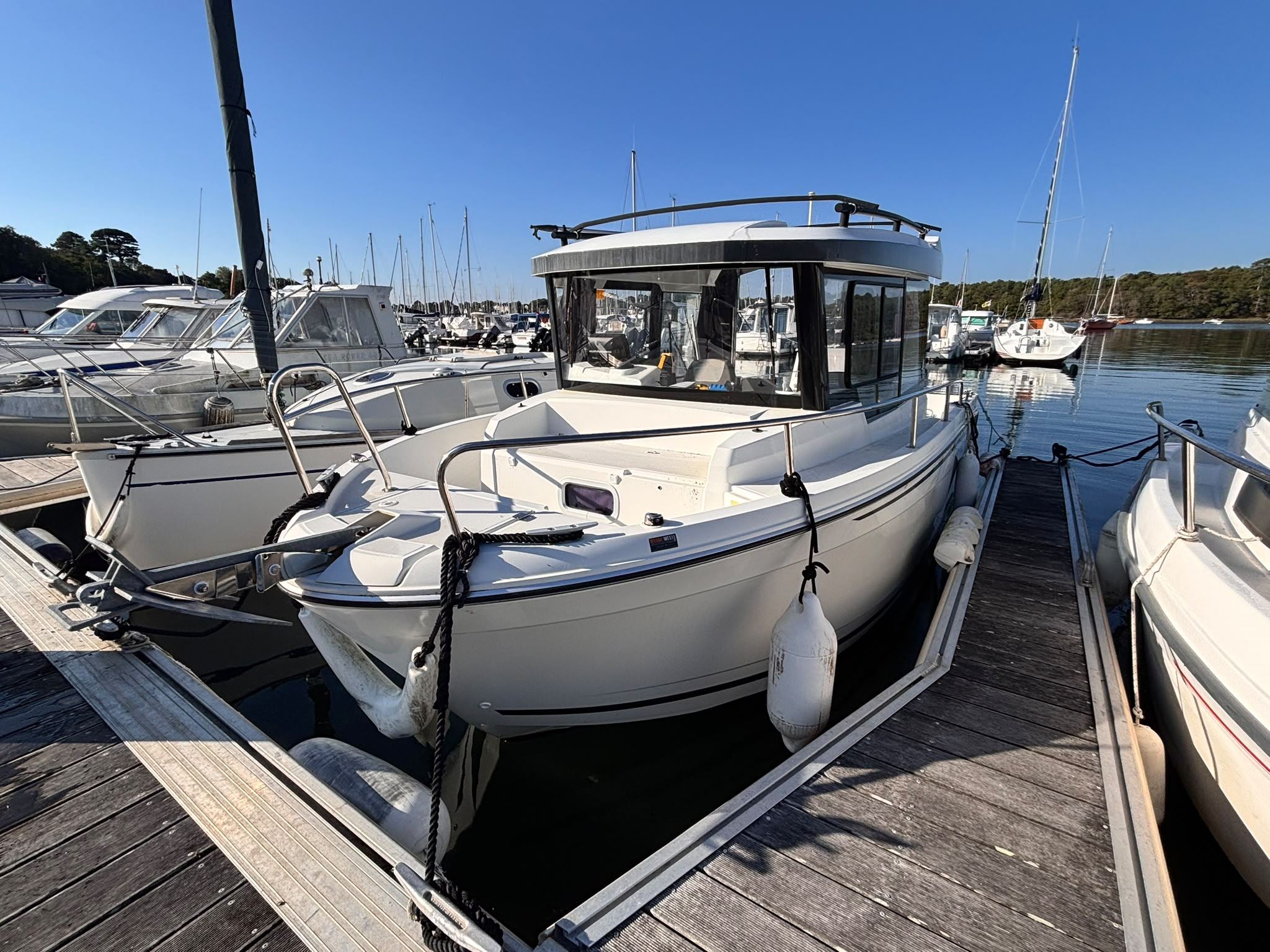 JEANNEAU MERRY FISHER 695 MARLIN