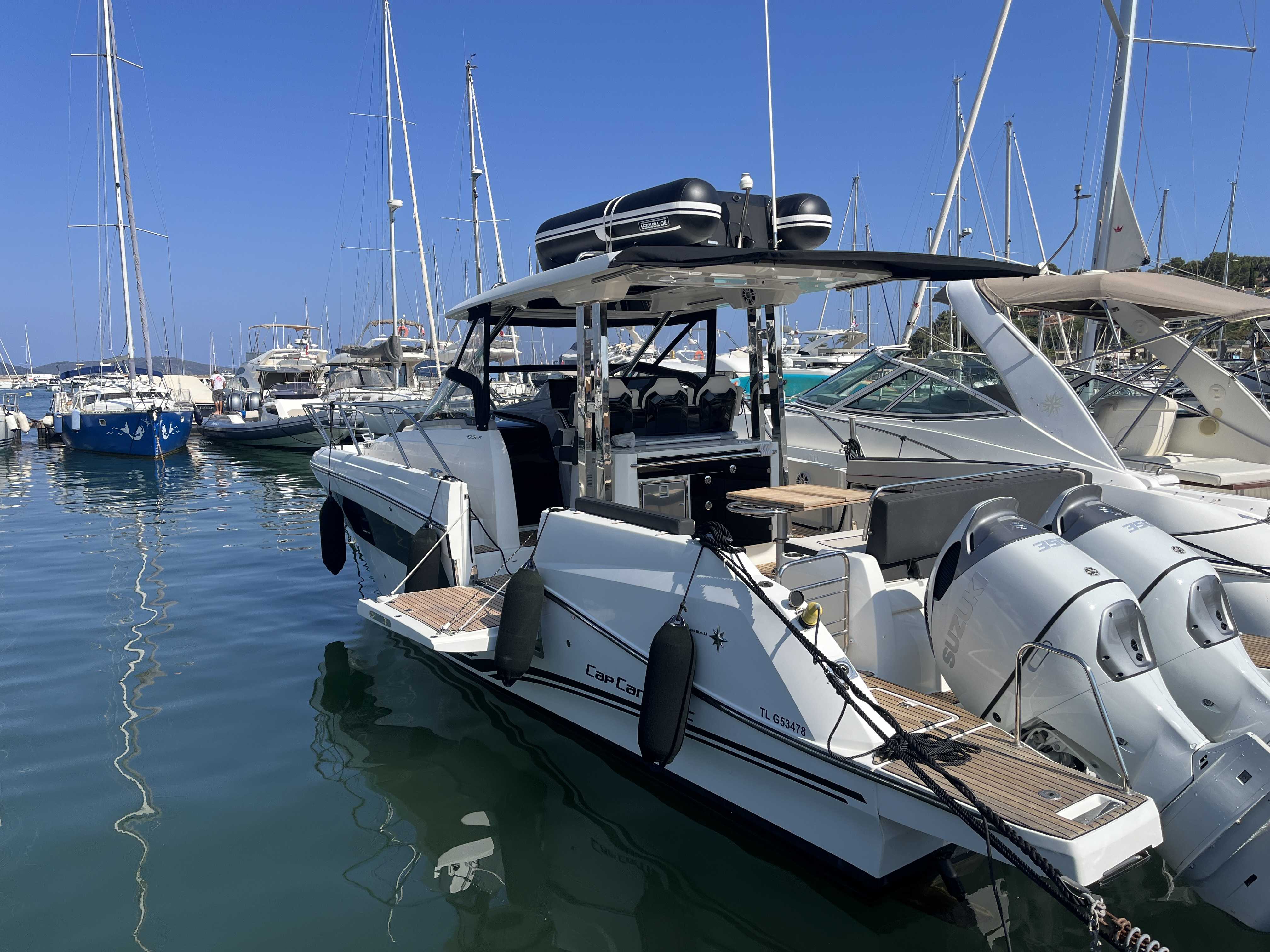 JEANNEAU CAP CAMARAT 10.5 WA SERIE 2