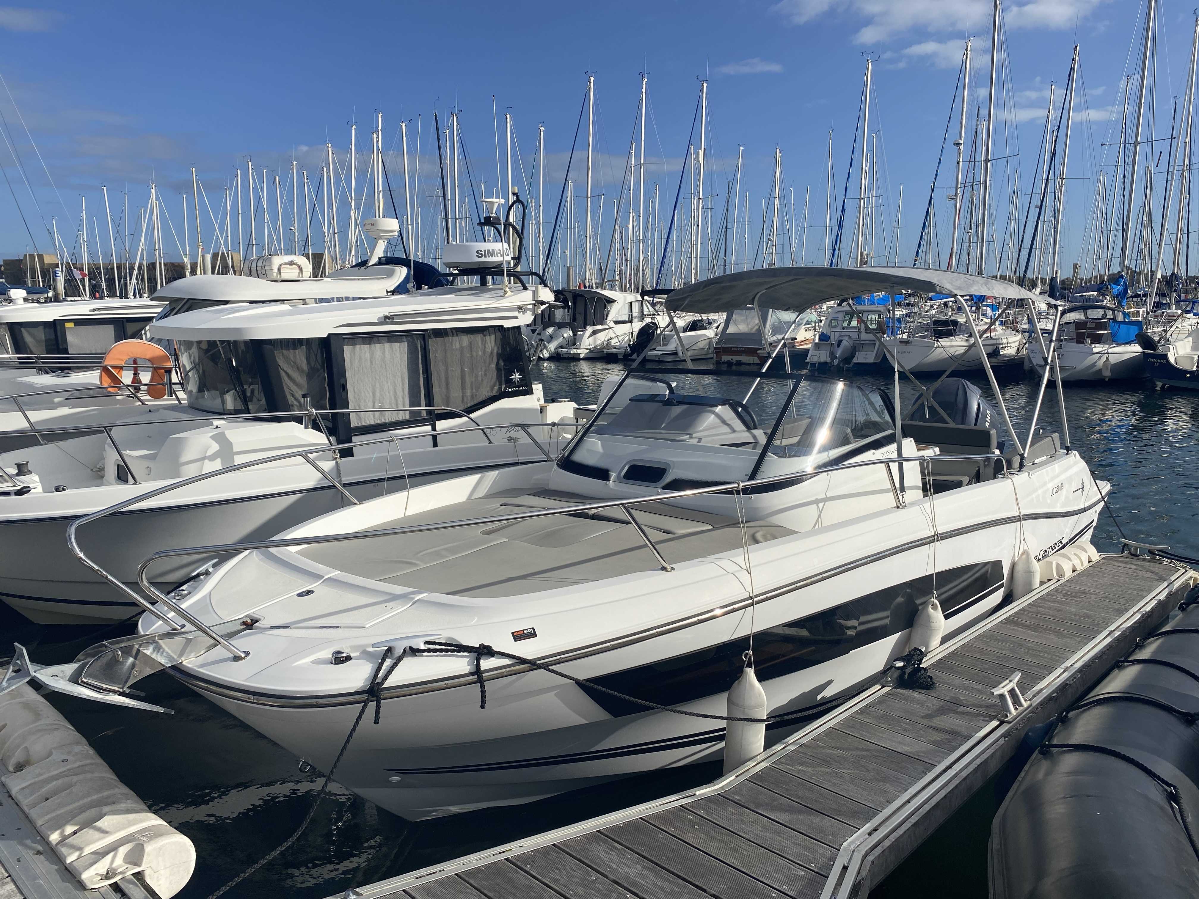 JEANNEAU CAP CAMARAT 7.5 WA Serie 3