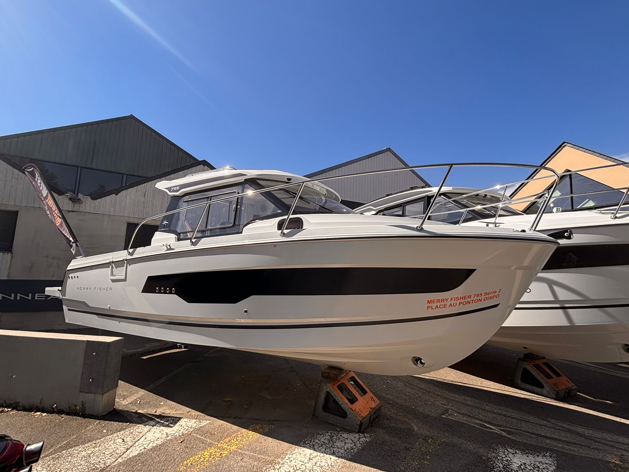 JEANNEAU MERRY FISHER 795 Serie 2