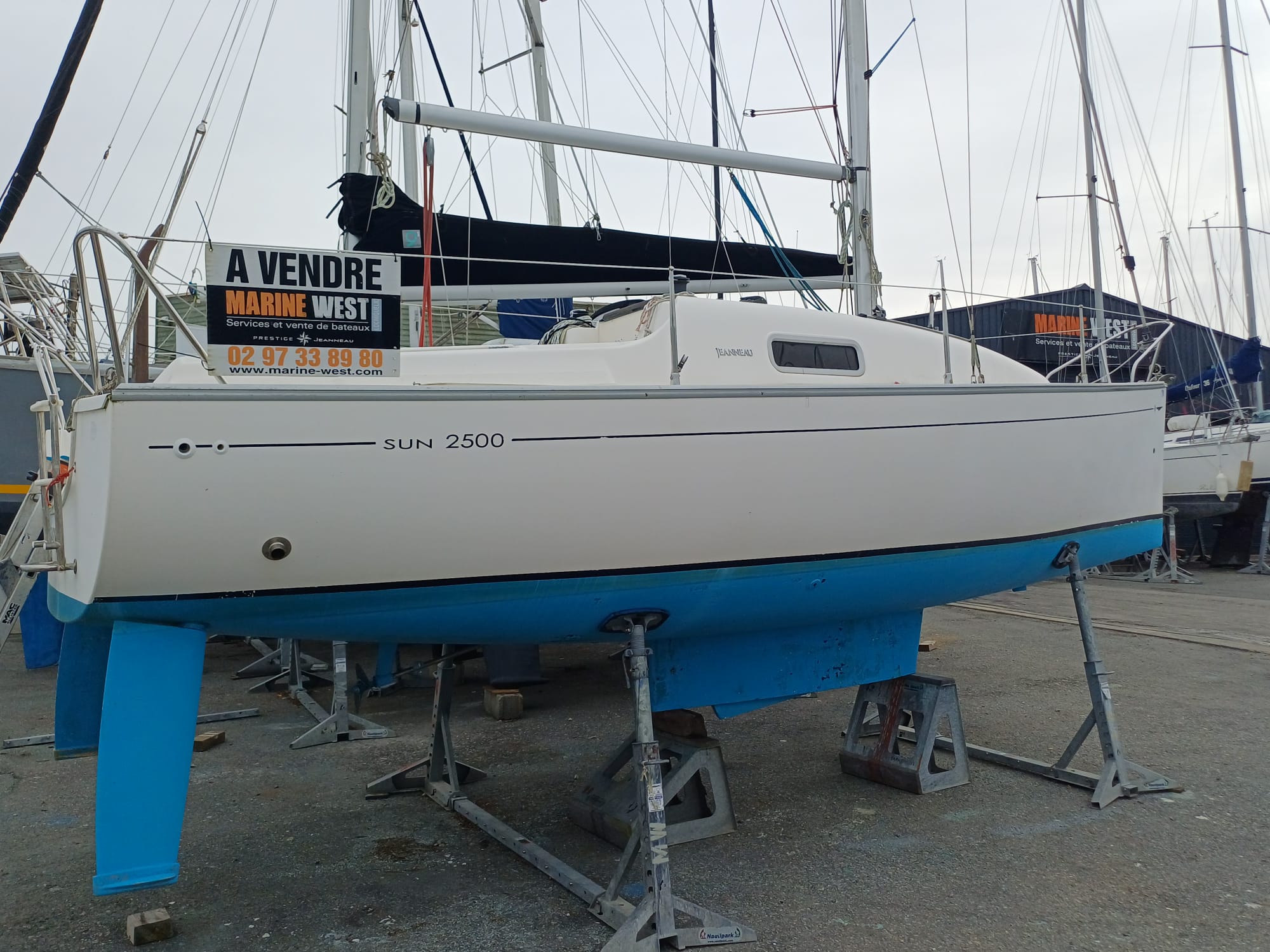 JEANNEAU SUN 2500