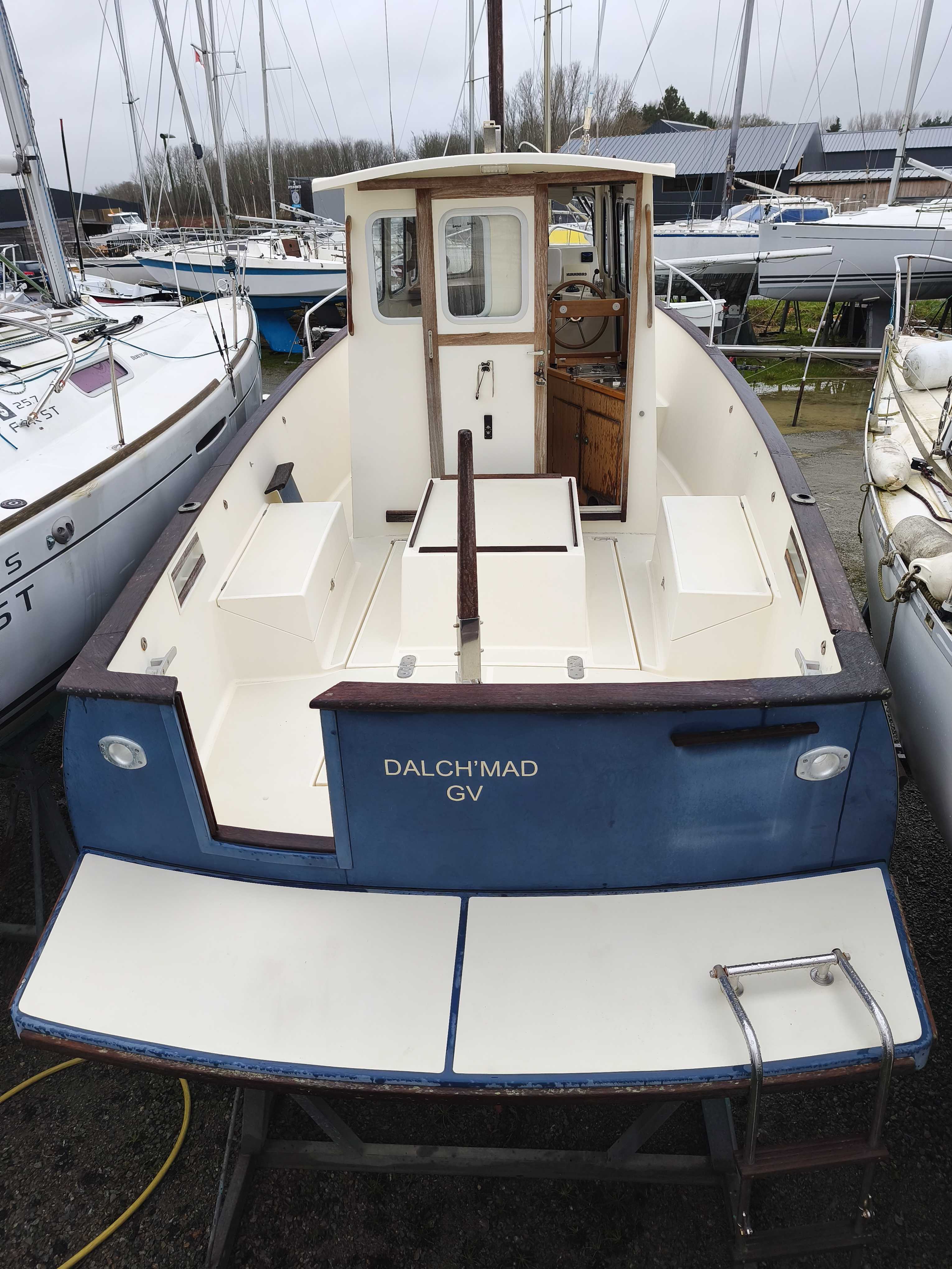 RHEA 750 timonier
