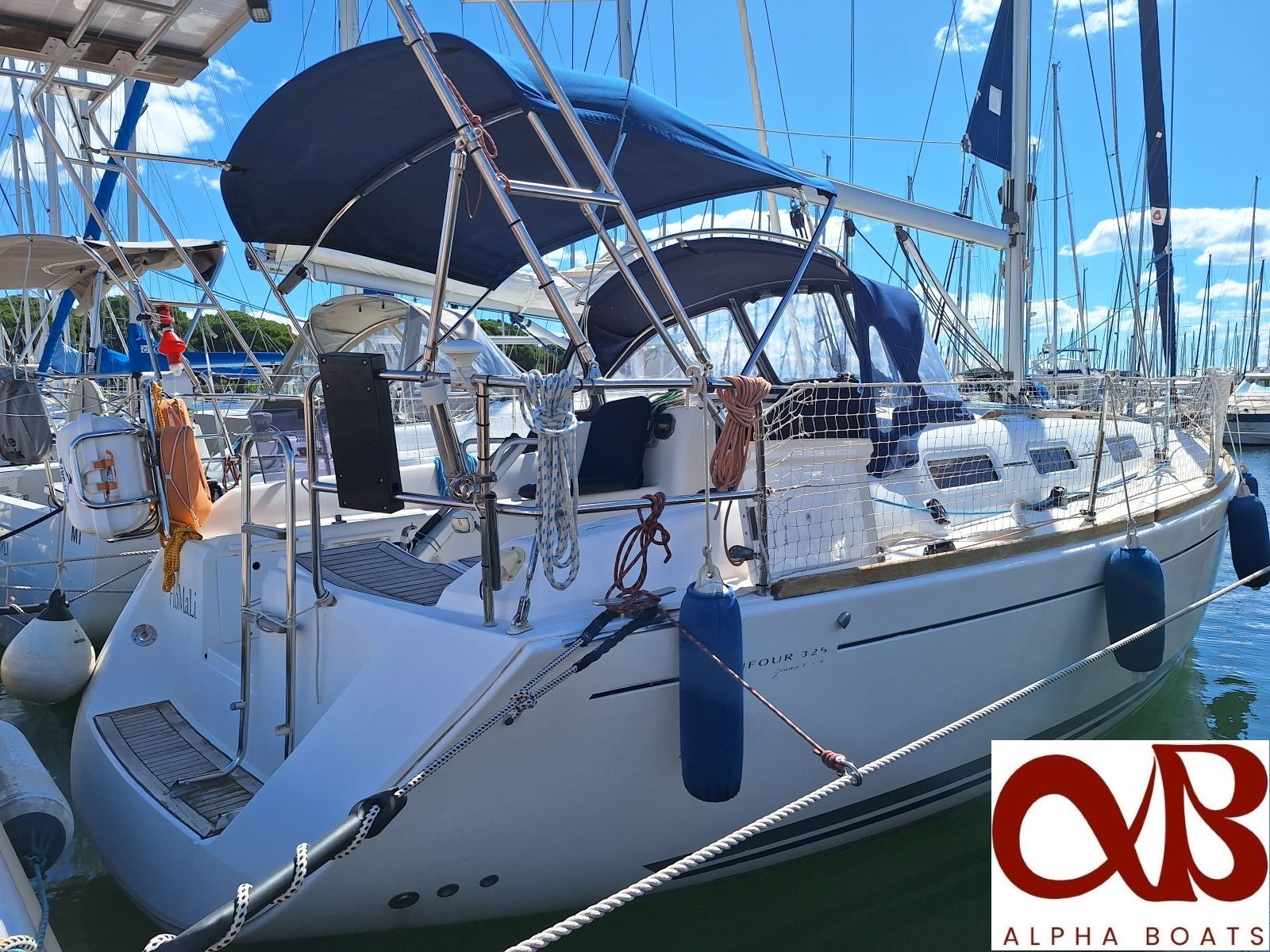 DUFOUR 325 GRAND LARGE