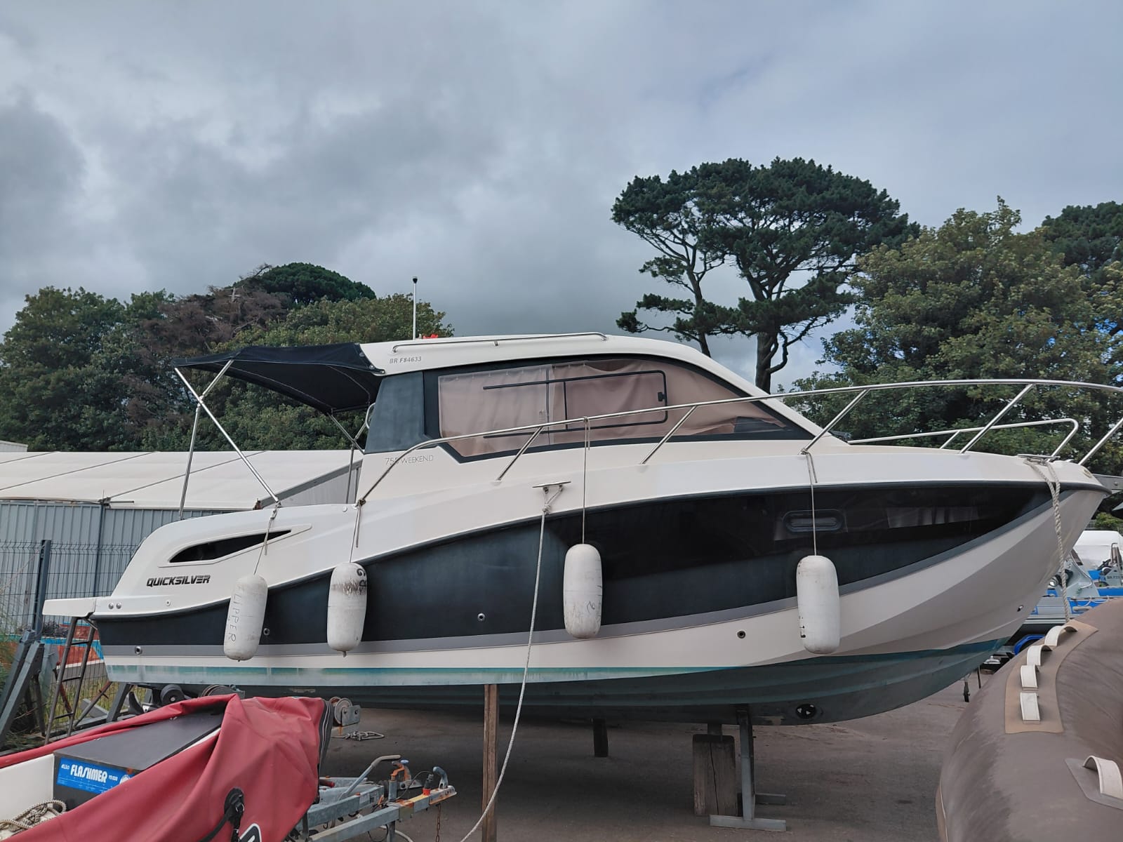 QUICKSILVER ACTIV 755 WEEKEND