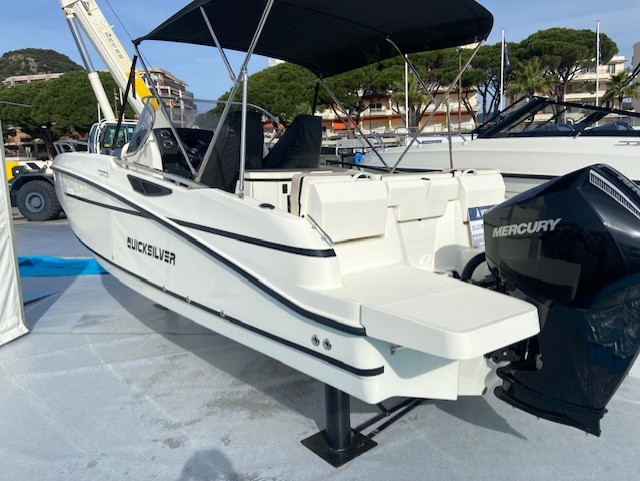 QUICKSILVER ACTIV 805 OPEN