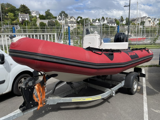 ZODIAC Pro 9 Man