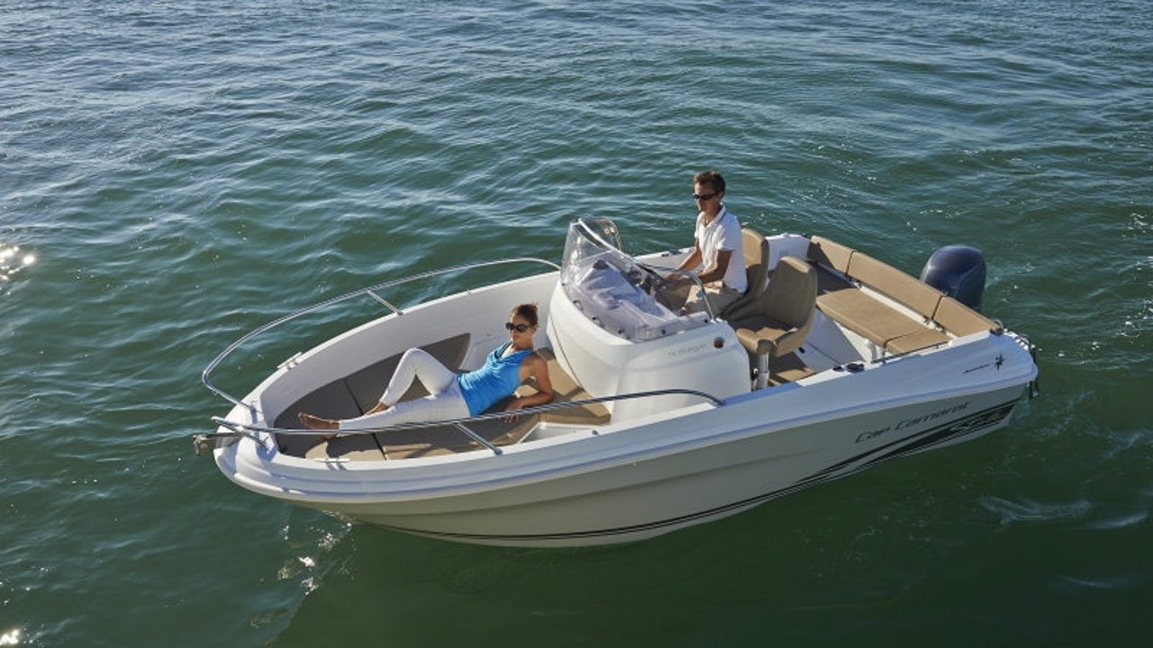 JEANNEAU Cap Camarat 5.5 cc serie2