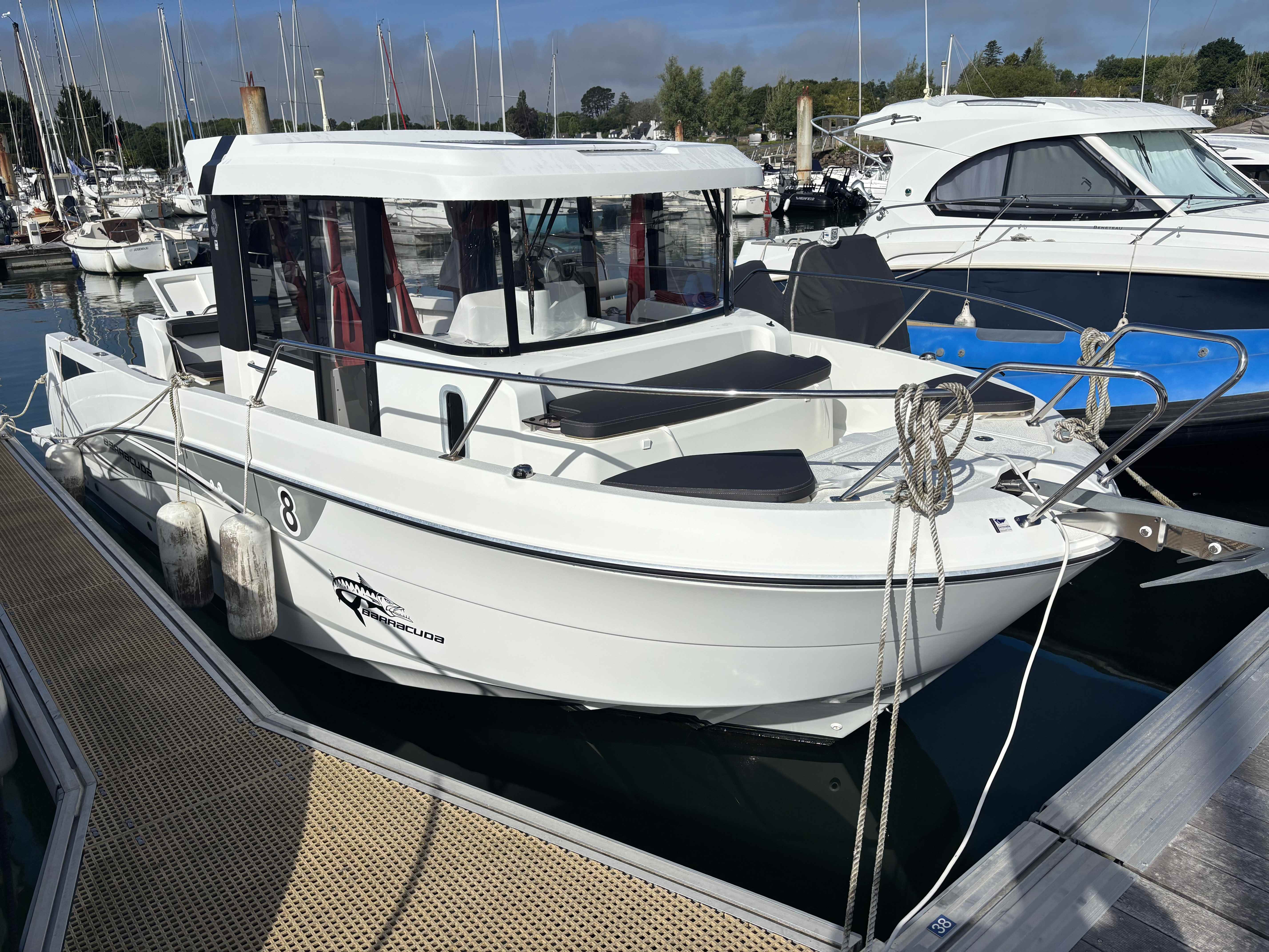 BENETEAU BARRACUDA 8
