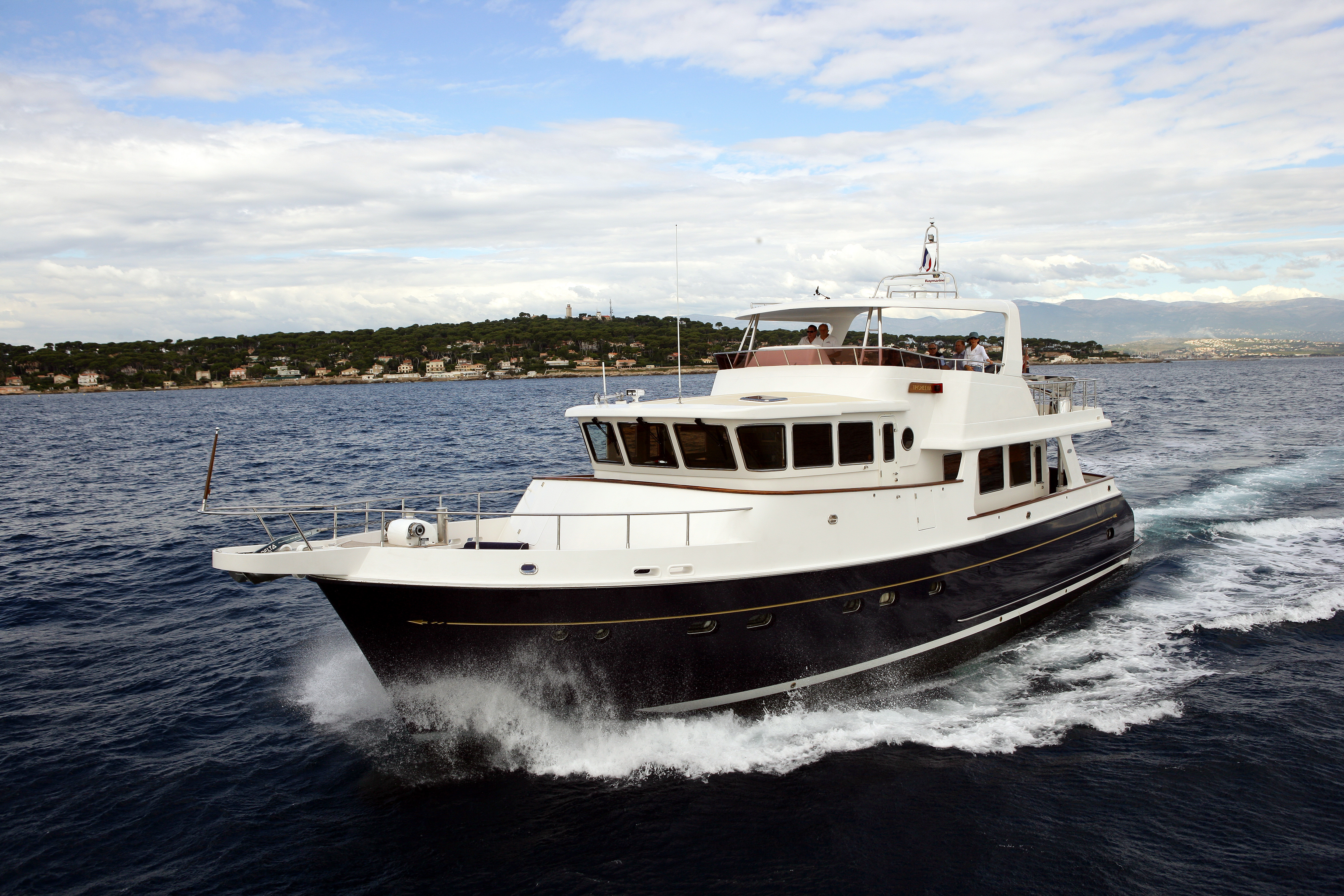 Selene 62