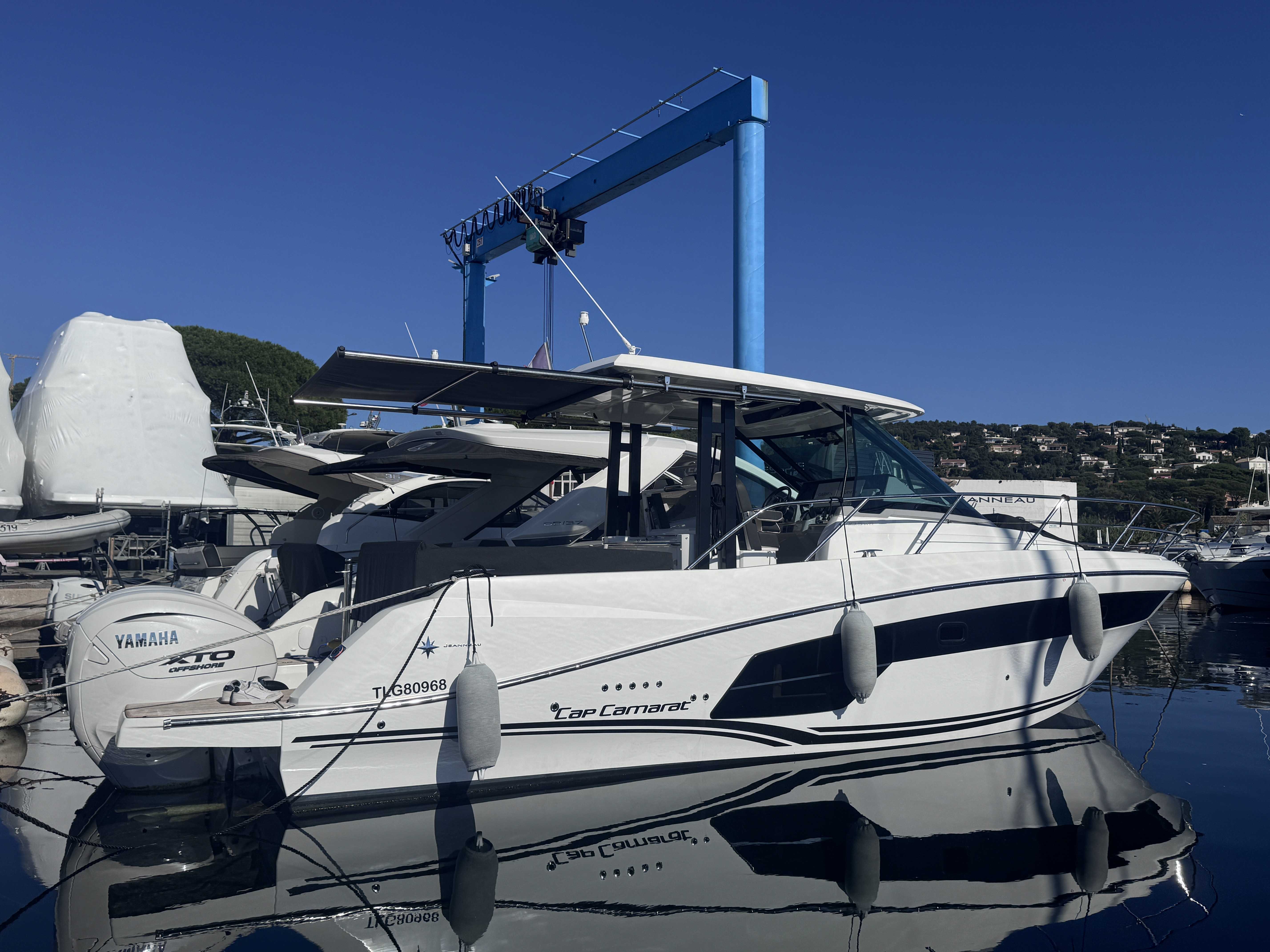 JEANNEAU CAP CAMARAT 10.5 WA SERIE 2