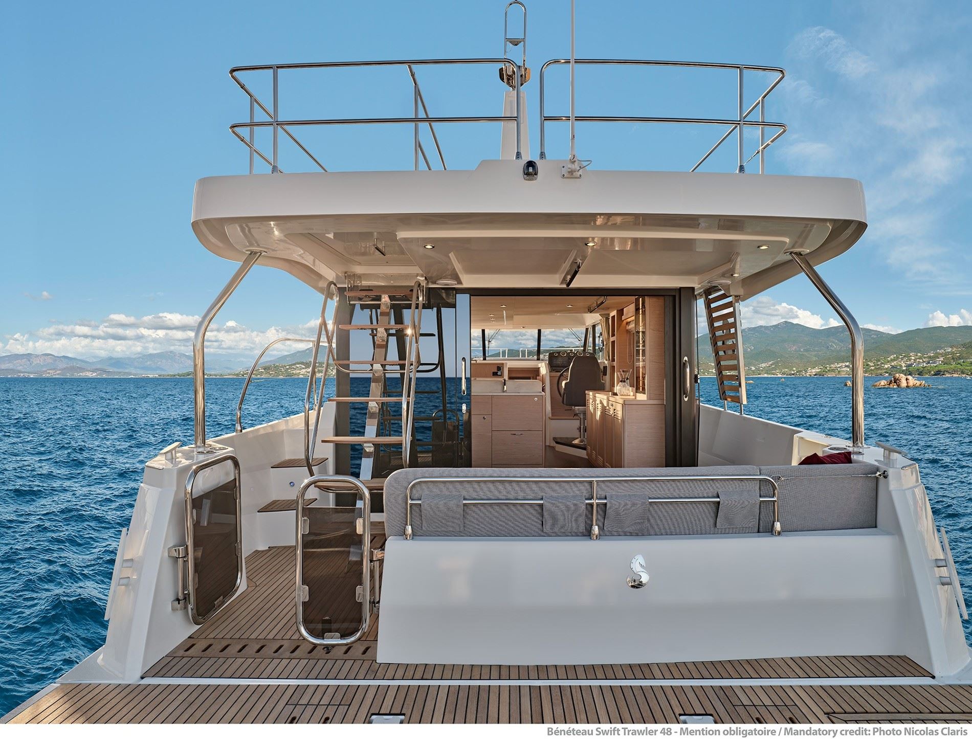 BENETEAU SWIFT TRAWLER 48