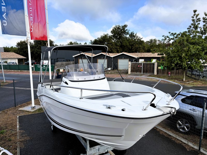 JEANNEAU Cap Camarat 6.5 CC-3