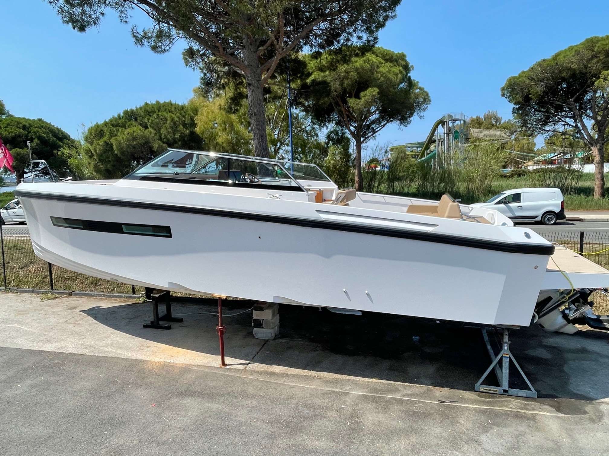 DELTA POWERBOATS 33 OPEN