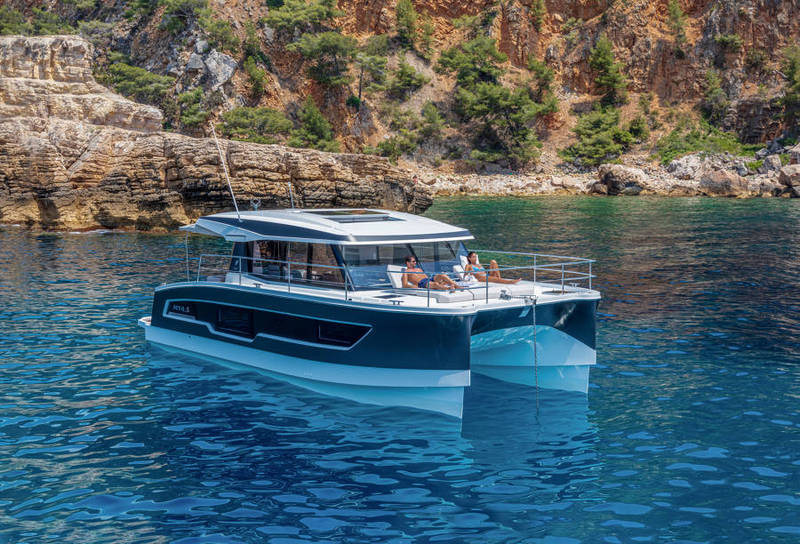 FOUNTAINE PAJOT MY 4.S