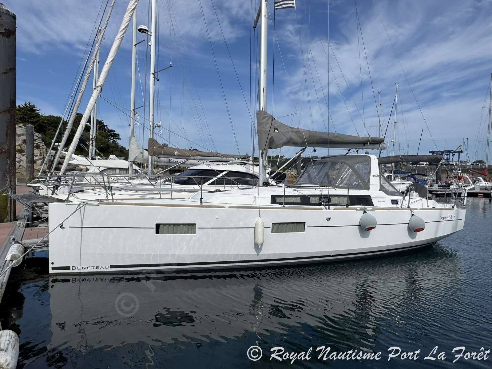 BENETEAU OCEANIS 38