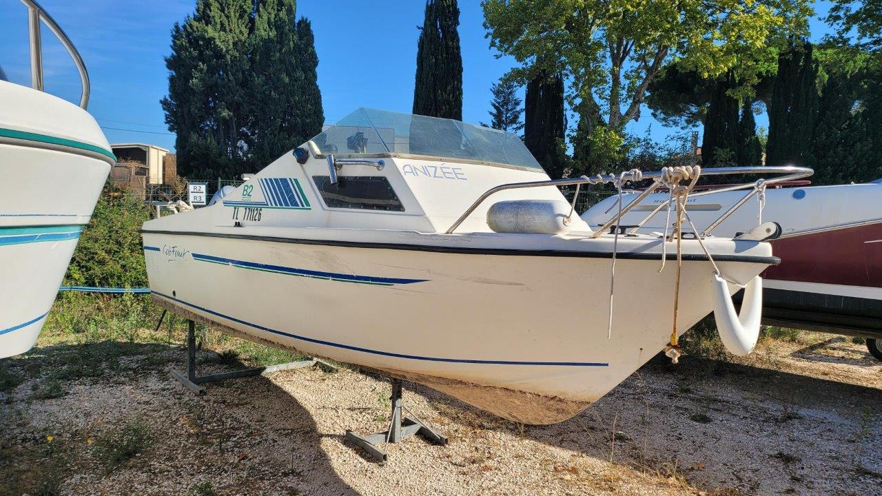 B2 MARINE CAP FERRET 500