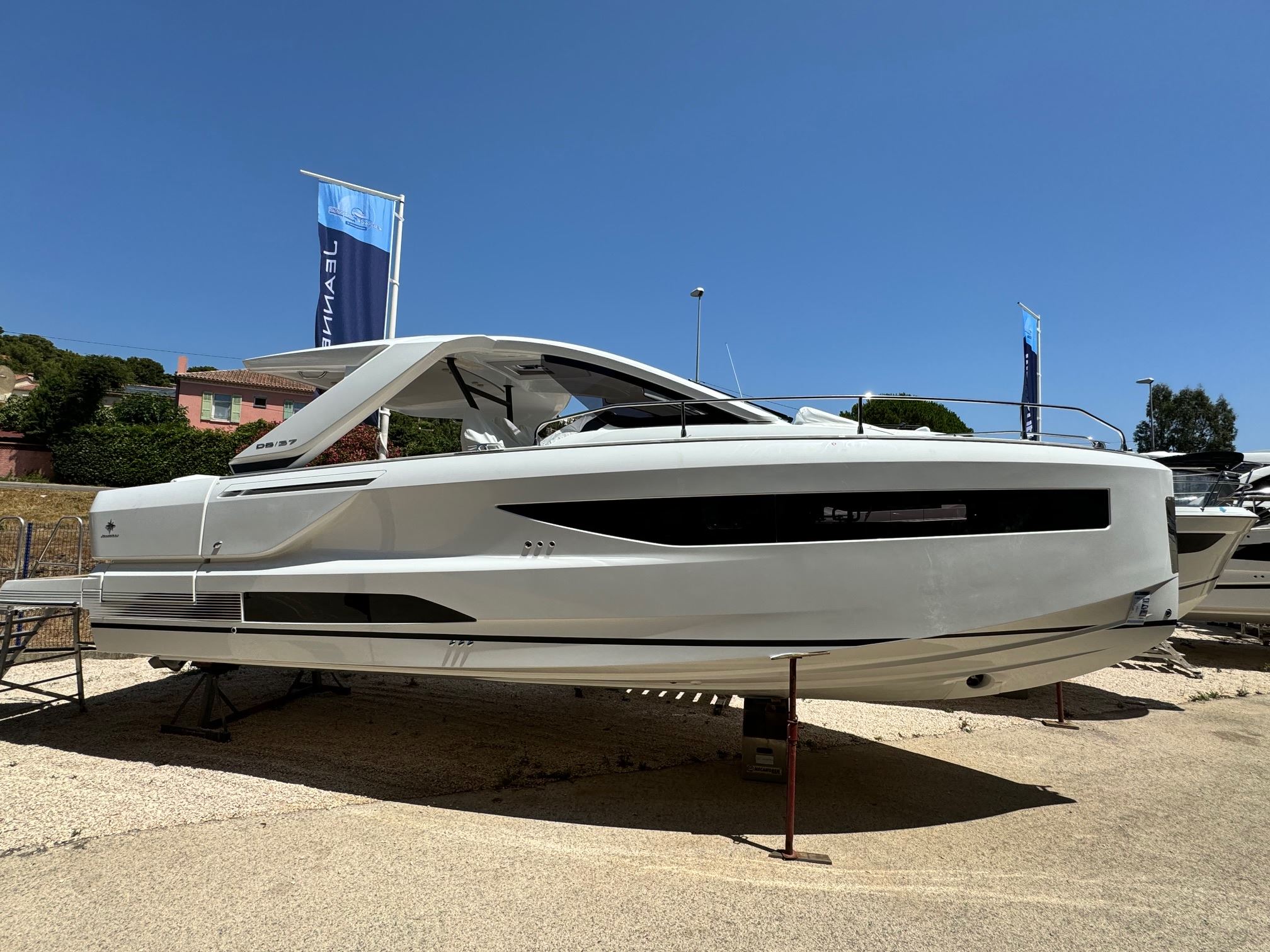 JEANNEAU DB 37