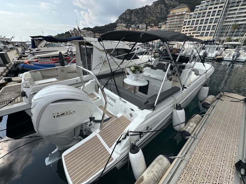 JEANNEAU CAP CAMARAT 7.5 CC SERIE 3