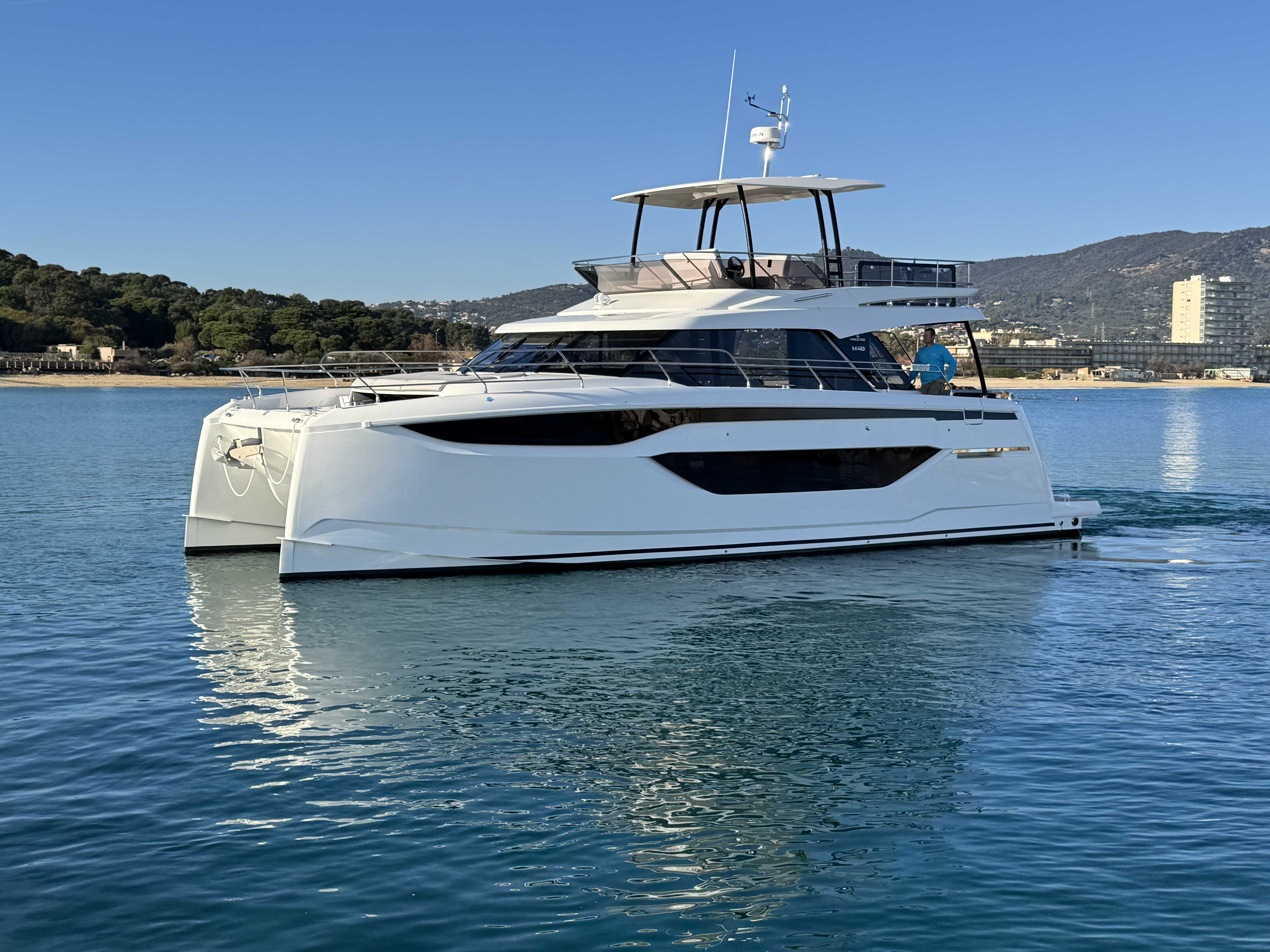PRESTIGE M48