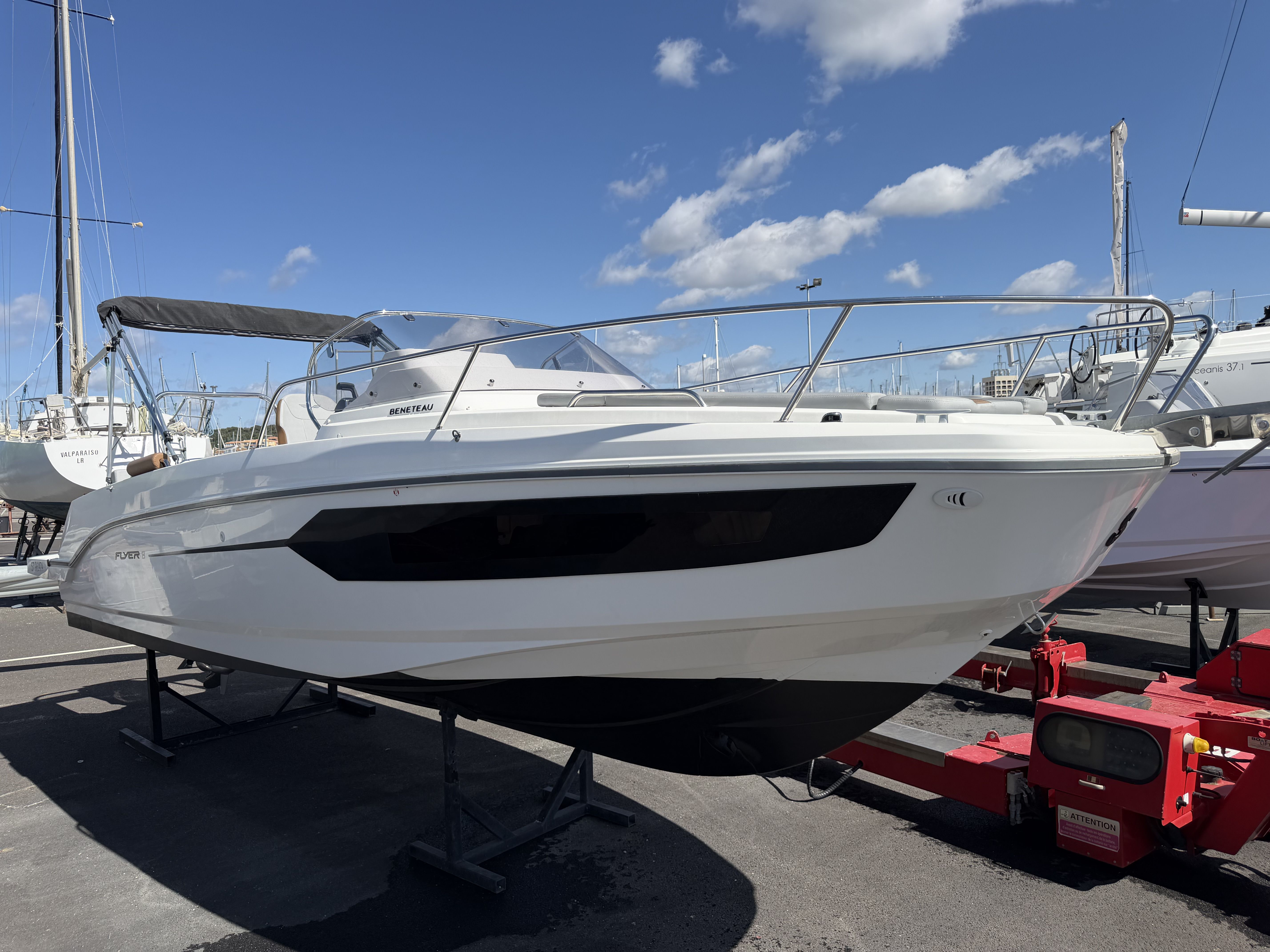 BENETEAU FLYER 8 SUNdeck v2