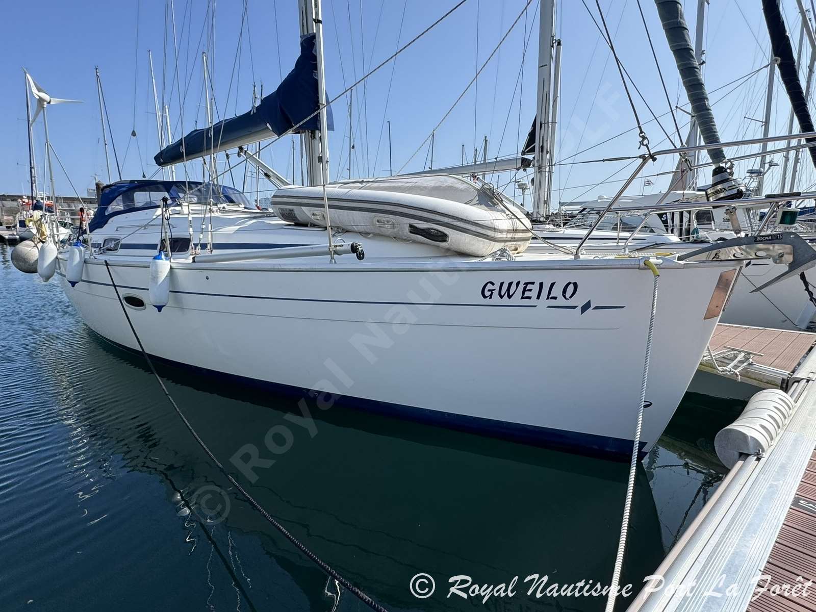 BAVARIA 37 CRUISER
