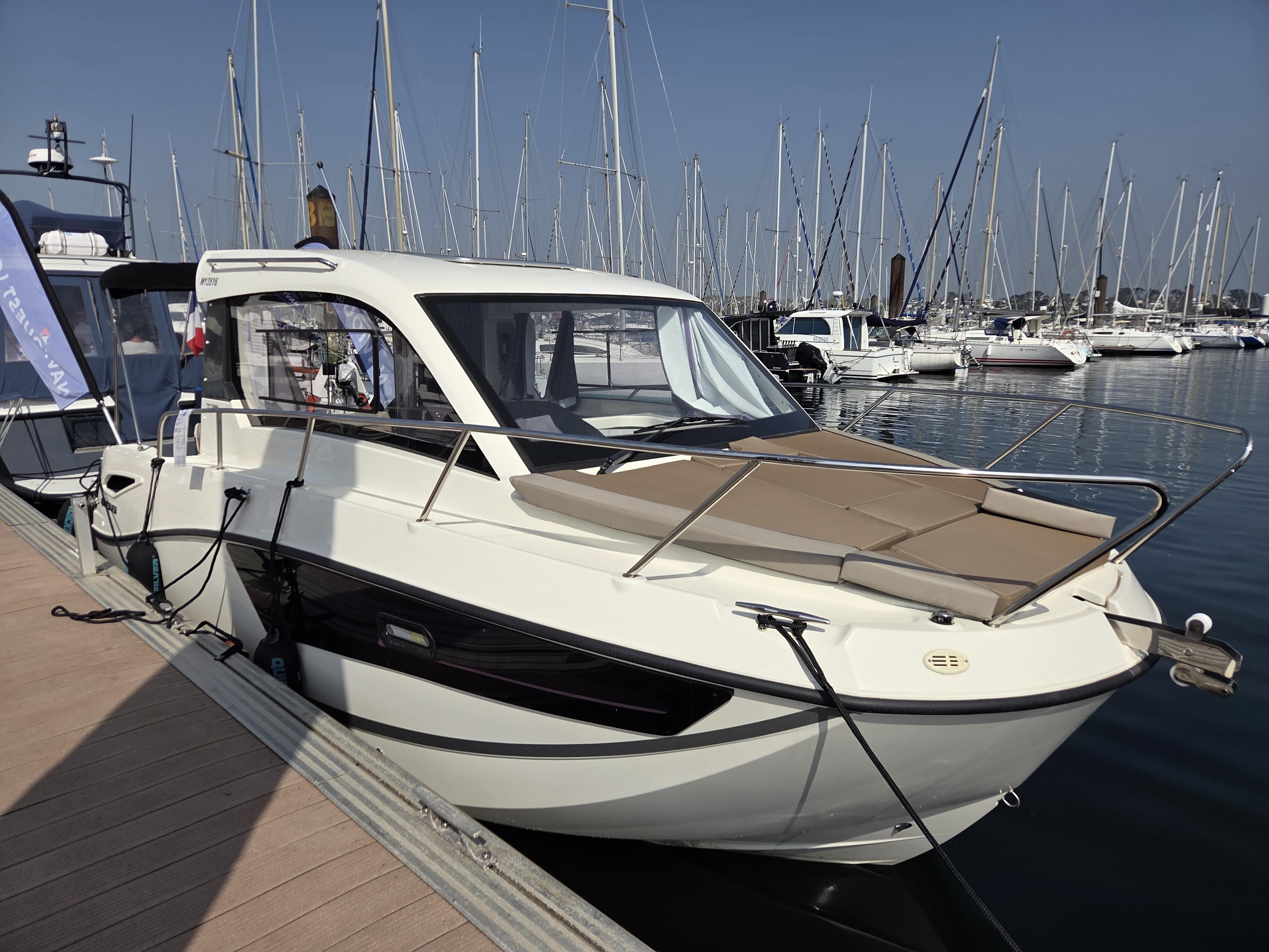 QUICKSILVER ACTIV 755 WEEKEND