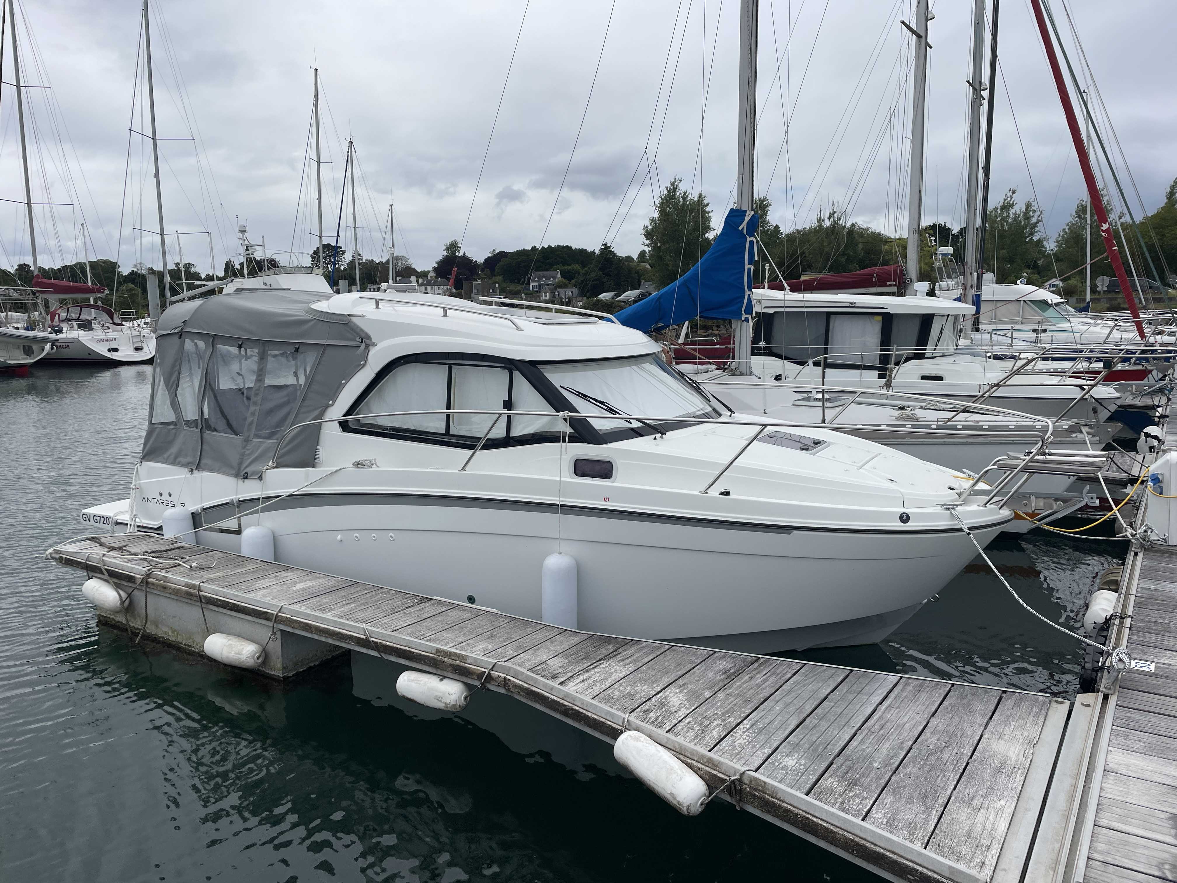 BENETEAU ANTARES 7 OB