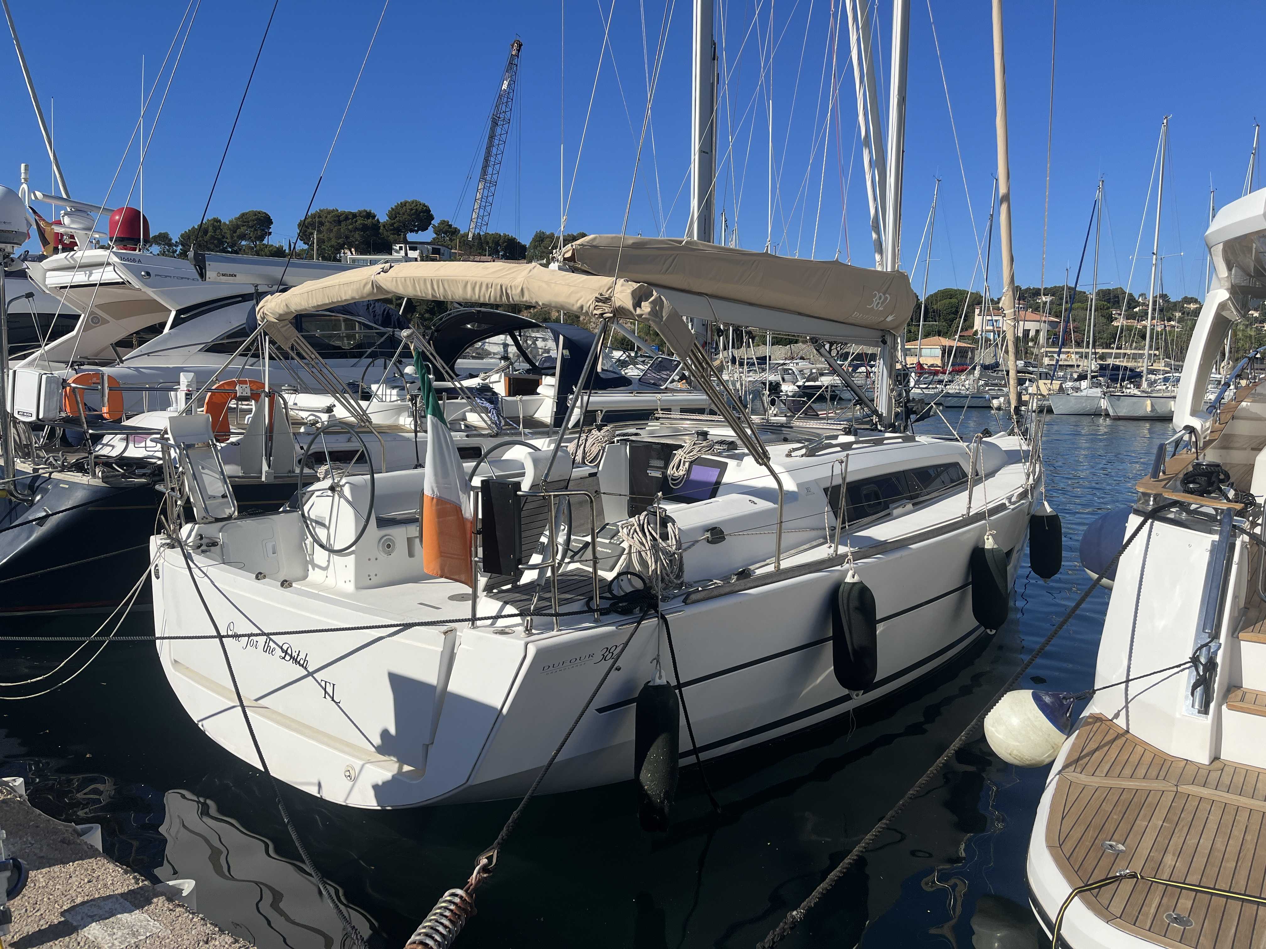 DUFOUR 382 GRAND LARGE